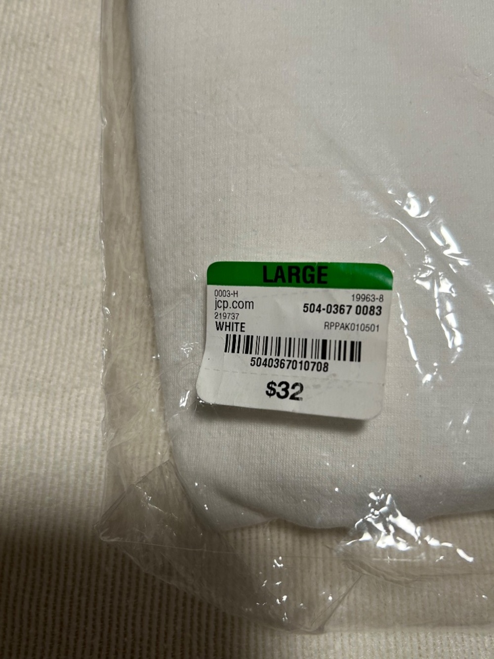 STAFFORD  MENS CREW NECK 4 PACK $22 - Picture 3 of 3